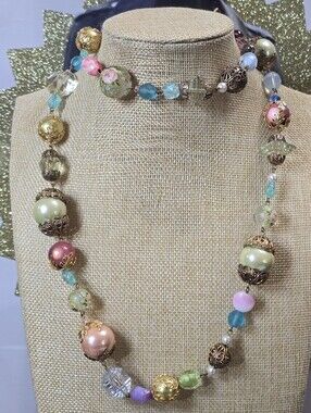 Vintage Iris Lane Pastel & Floral Multi-Bead Statement Necklace